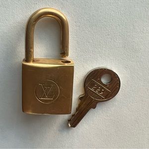 Authentic LV Lock & Key 🔐 #229